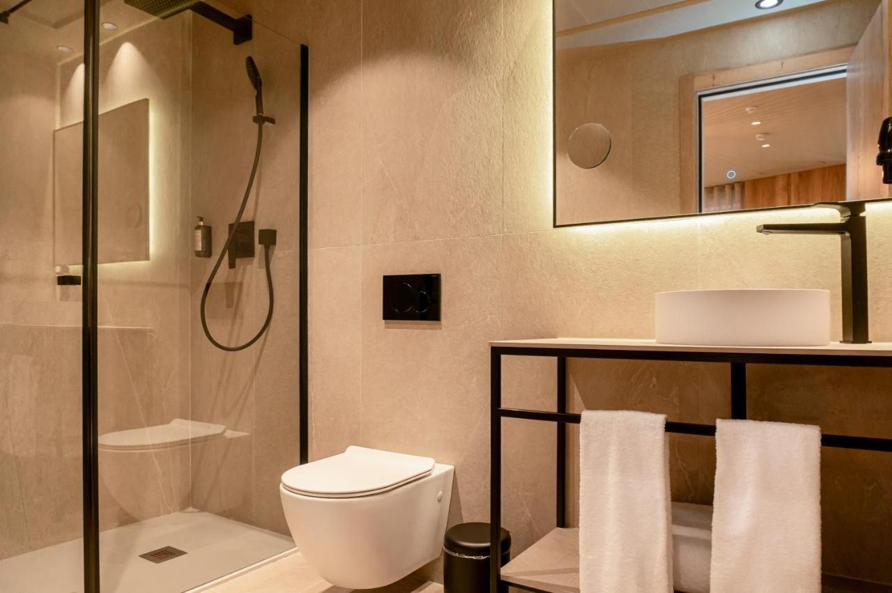 The Valentia Corretgeria Hotel บาเลนเซีย ภายนอก รูปภาพ